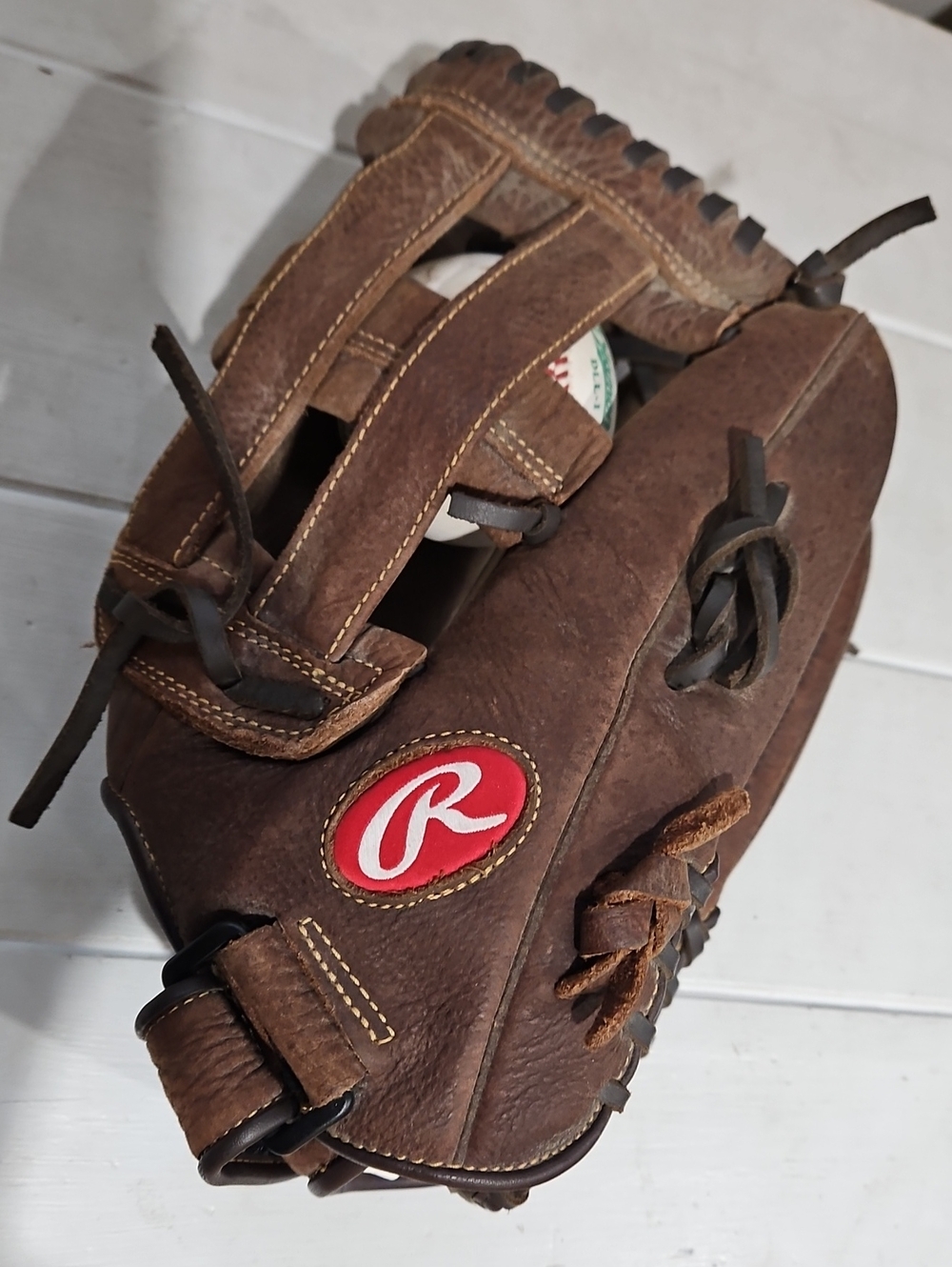 Rawlings Baseball Glove with Ball